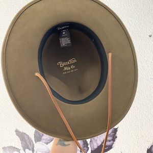 BRIXTON wide brim hat/New W/O tags